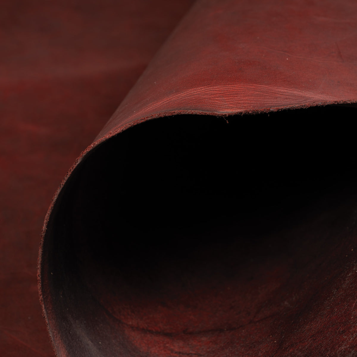 CHAHINLEATHER® Alum Tanned Burgundy Latigo Double Back, 5/7 oz.