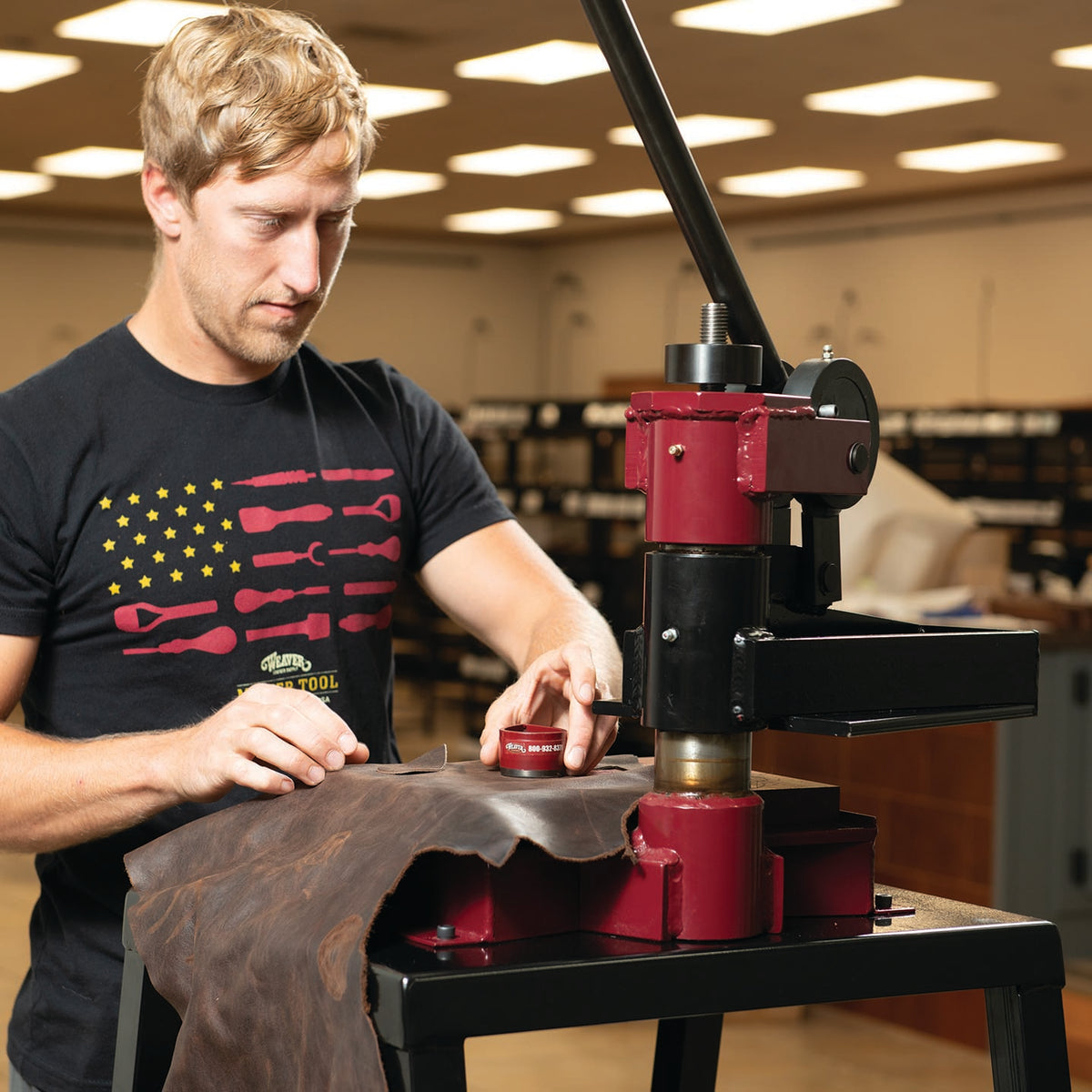 Master Tool Mighty Wonder 4 Ton Hand-Operated Clicker