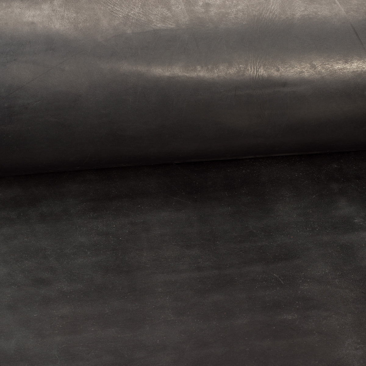 CHAHINLEATHER® Black Heavy Harness Leather