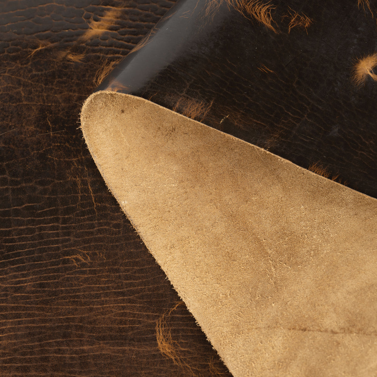 Sample, Burnt Chiptan American Bison Leather