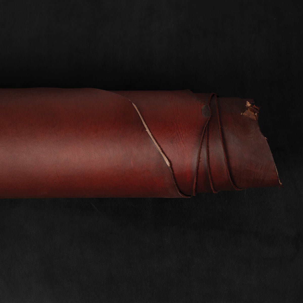 CHAHINLEATHER® Alum Tanned Burgundy Latigo Double Back, 5/7 oz.