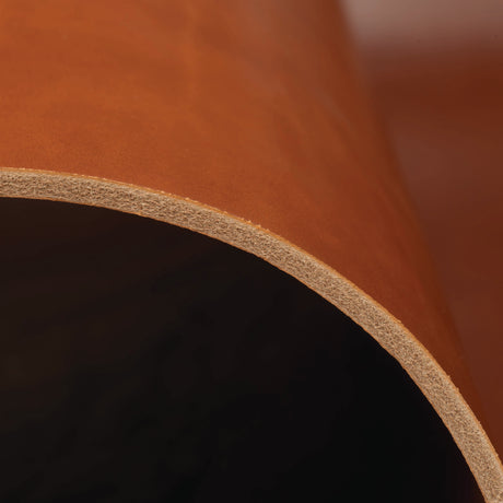 Sample, Hermann Oak® English Bridle Leather, 10 to 12 oz.