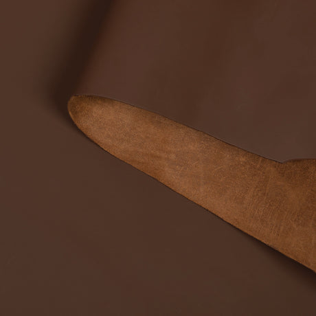 Sample, Pioneer Chrome Oil Tanned Top Grain Leather Side, 4-5 oz