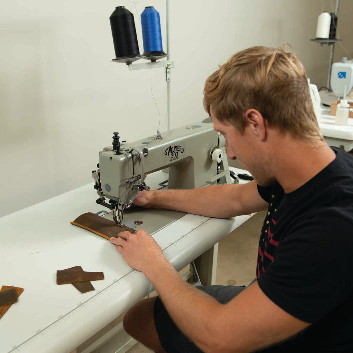 Weaver 303 Leather Sewing Machine, Complete with Stand & Servo Motor, sewing leather
