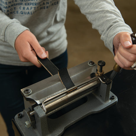 Economy Weaver Leather Skiver