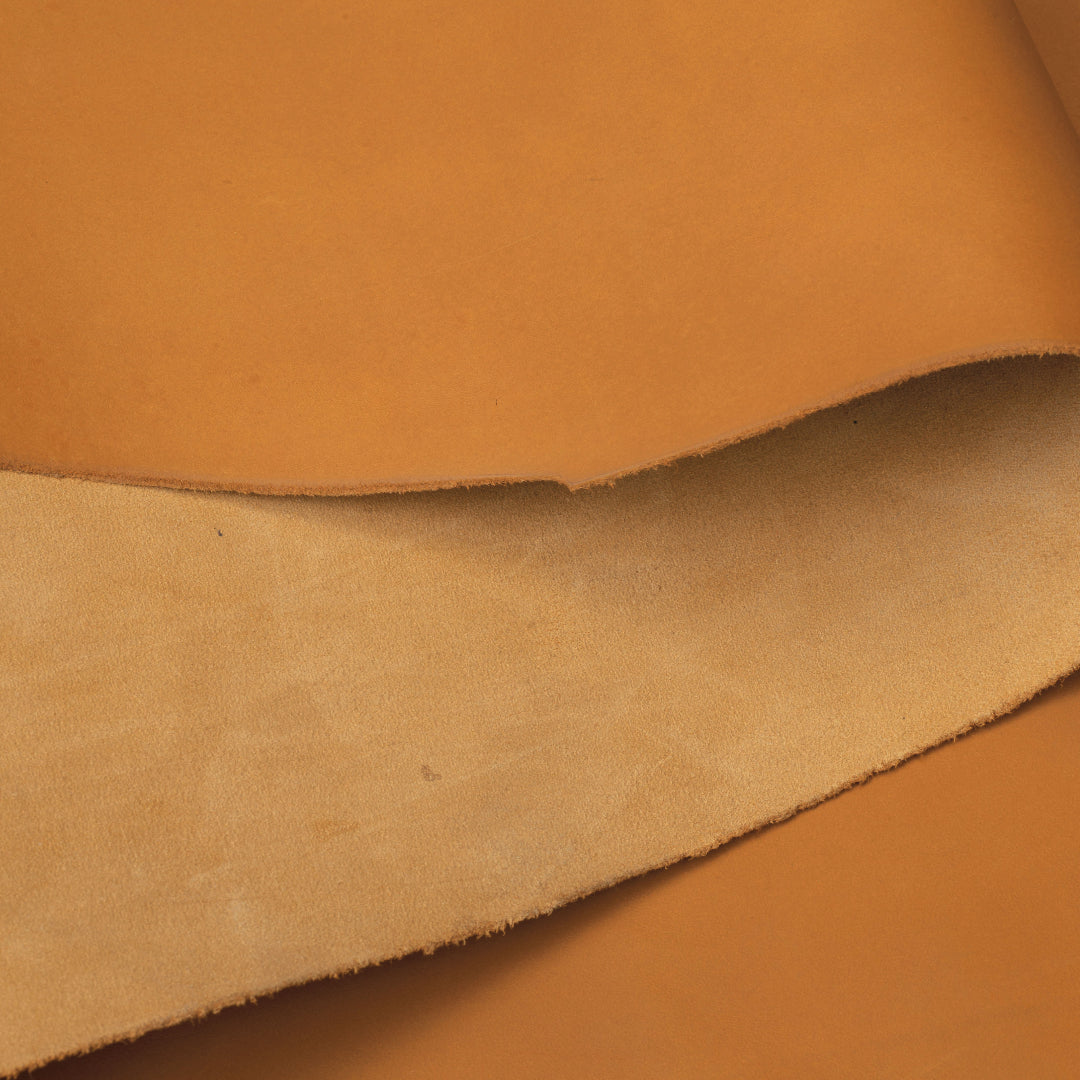 Sample, Pioneer Chrome Oil Tanned Top Grain Leather Side, 4-5 oz