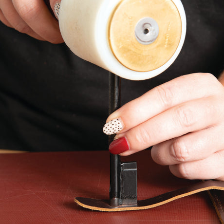 Round Button Hole Punch